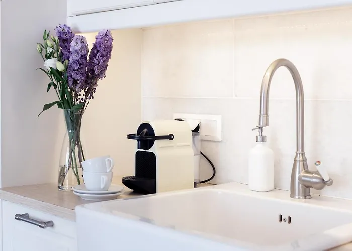 The View 1 * 圣玛丽亚